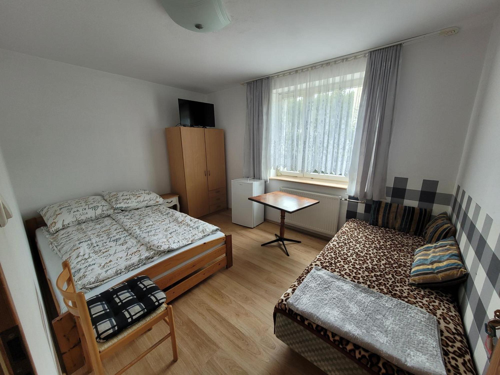 Renatka Przy Plazy Apartment Uniescie Luaran gambar